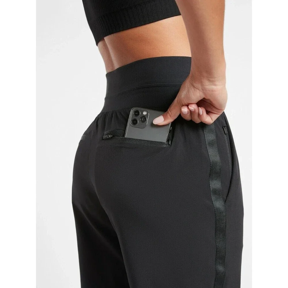 Athleta NOLITA SLIM TAPERED CROP PANT High Rise Travel Work Pants Stretch Sz 4